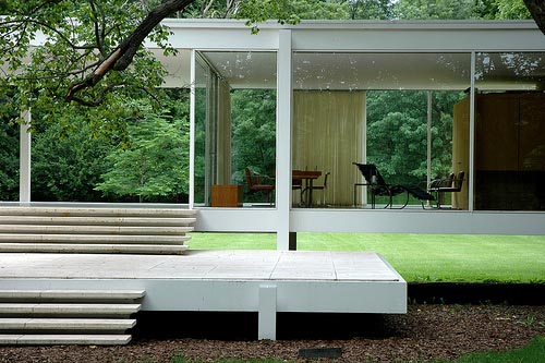 farnsworth-house-by-mies-van-der-rohe-architect-entrance