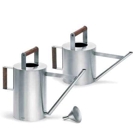 The Blomus Verdo Watering Can is made of rust-resistant stainless steel and a wooden handle for simple carrying and pouring.