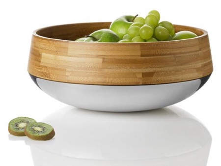 The Kontra Fruit/Salad bowl The bamboo and stainless steel combination is exclusively balanced, with the warm glow of the bamboo elegantly contrasting the shiny and reflecting steel. This bowl is ideal for salads, but it also looks stunning displayed on the table with autumn fruit. 
