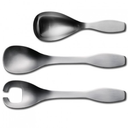 Designed by Antonio Citterio, 2000, a complete toolbox for modern dining that works individually or as a set. These stainless steel design objects feel instantly comfortable in the hands. And complements any Iittala cutlery range.
