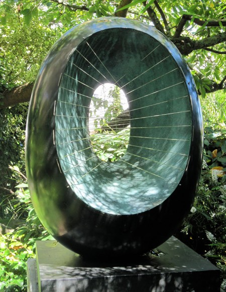 The aim was to design a simple but elegant bulb by using very basic forms to recreate the strong dynamics recognizable in Hepworth’s art. Photo: Hepworth Photograph Collection