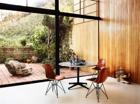 The Eames Molded Shell Chair is available in a very large selection of colours, styles, fabrics, bases but these ones in Santos Palisander wood with black wire bases are the best.