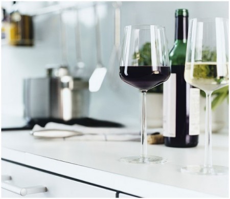 The Iittala Wine Glass sets are an excellent gift along with a bottle of great wine. 