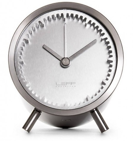 The LEFF amsterdam Tube Table Clock, designed by Piet Hein Eek in 2014 , is such a simple idea. Very Dutch in design. Available in steel, brass and copper.