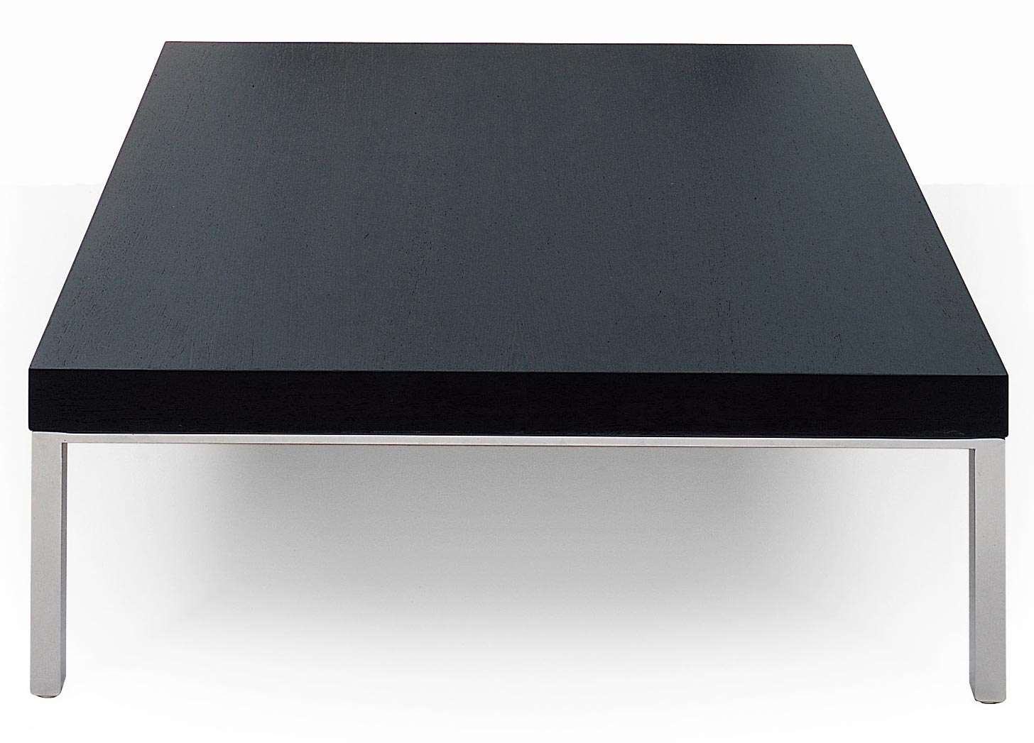 Artifort 905 Table