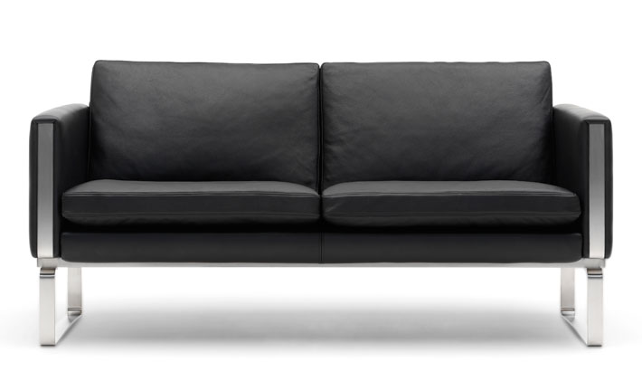 Carl Hansen & Son CH102 Sofa