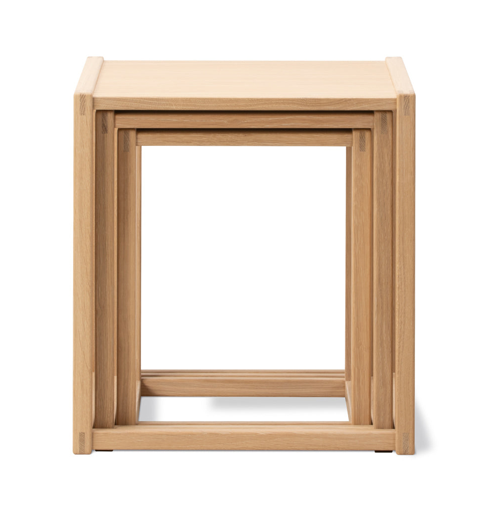 Fredericia BM375 Nesting Table