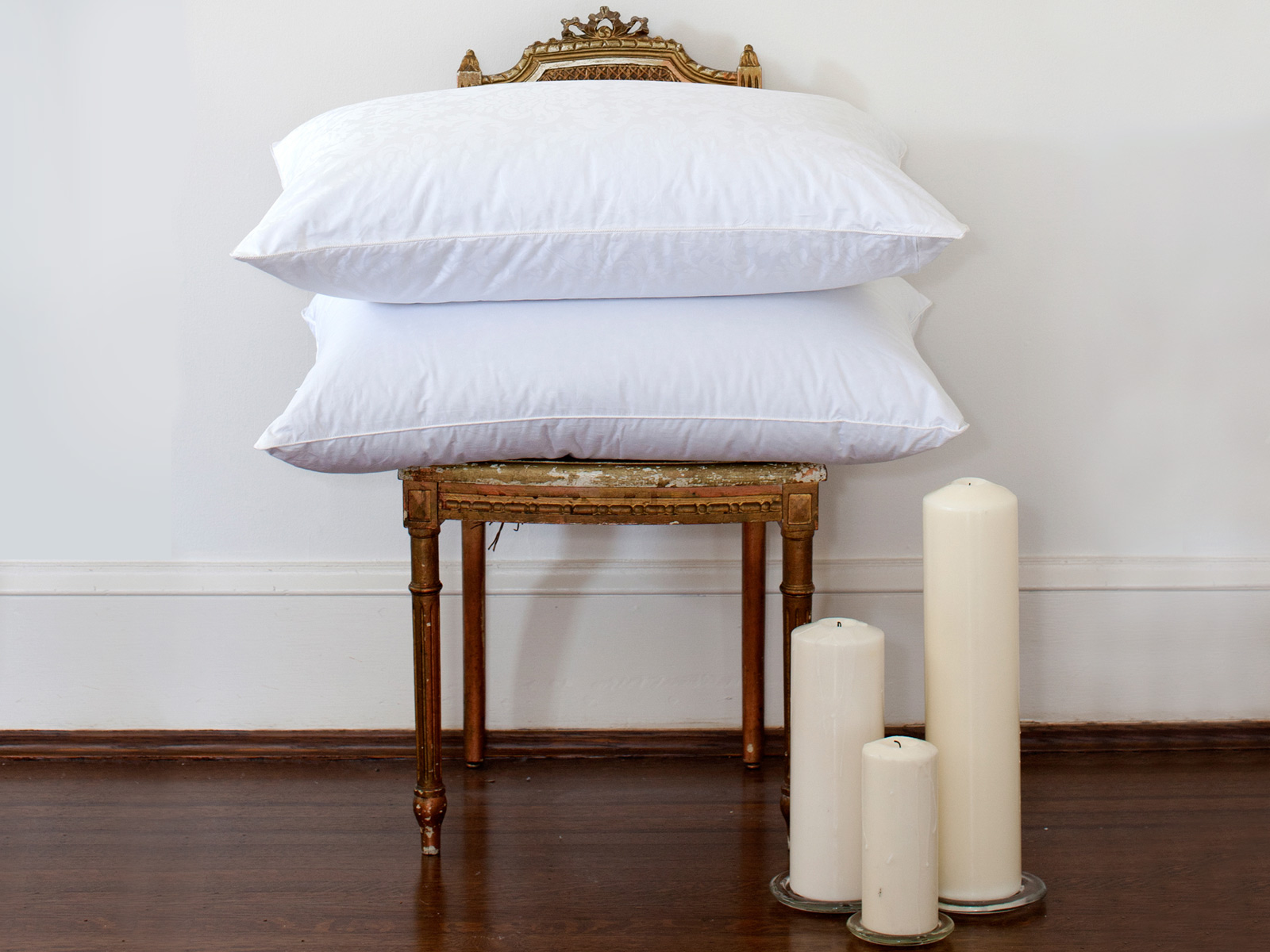 St. Geneve Eiderdown Pillow