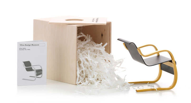 Vitra Miniatures Armchair Nr. 42